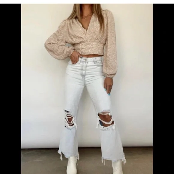 VERVET Ripped Crop Flare Jeans - Picture 8 of 13